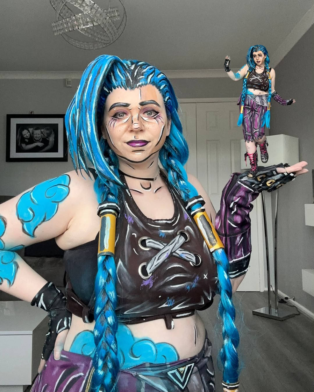 Celshaded Jinx cosplay with mini me edit