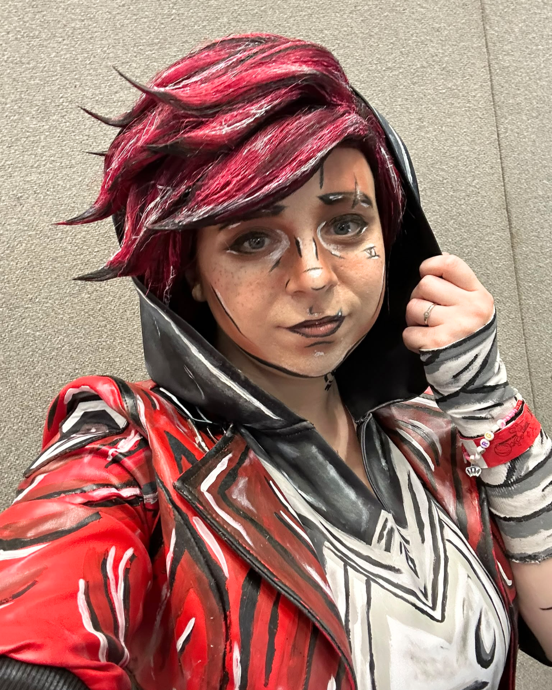 Celshaded Vi cosplay with hood up